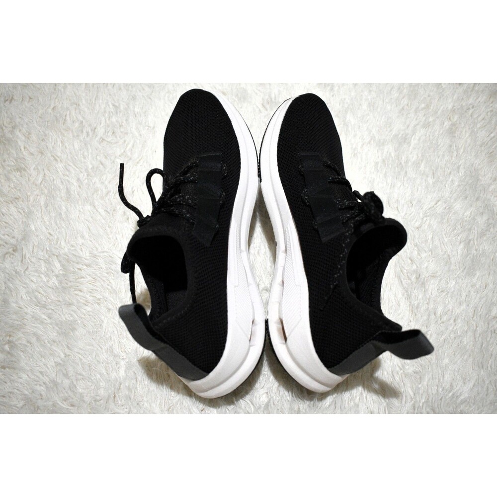 On Cloudeasy Womens Running Athletic Sneaker Black White 76.98441  US 8.5 EU 40 - Picture 11 of 16